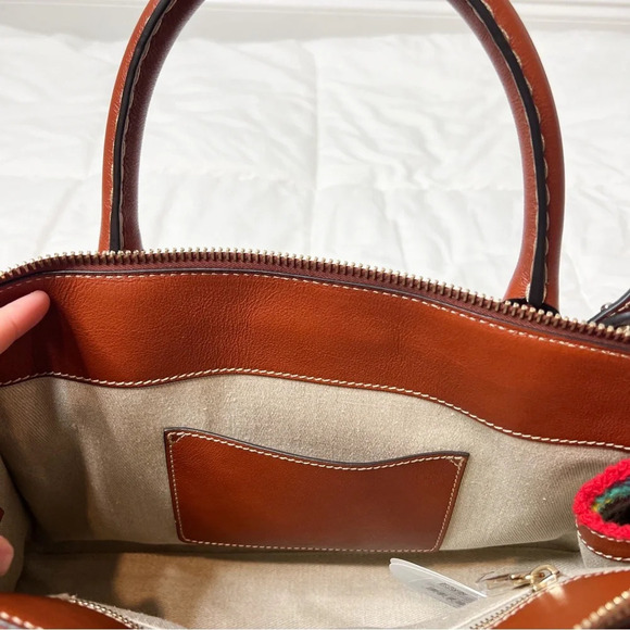 Chloé Edith Medium Cashmere Fringe Tote Bag - Picture 14 of 16